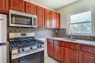 138 Lincoln St, Montclair, NJ 07042 - Photo 10