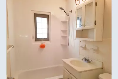 25 Blue Hill Rd, Clifton, NJ 07013 - Photo 8