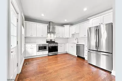 44 Clinton St, Bloomfield, NJ 07003 - Photo 16