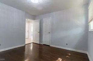 2506 Chilton Pl, Union Township, NJ 07083 - Photo 10