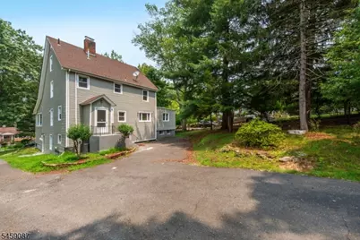 242 Rock Ave #1, Park Ridge, NJ 07656 - Photo 16