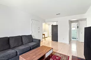272 Walnut St, Newark, NJ 07105 - Photo 4