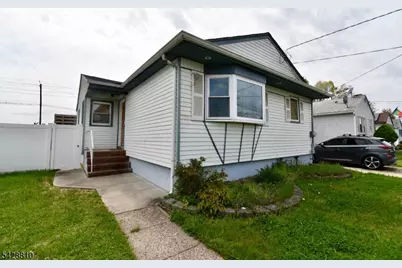 831 Smith St, Linden, NJ 07036 - Photo 2