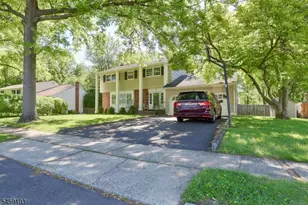 93 Summit Ct, Westfield, NJ 07090 - Photo 30
