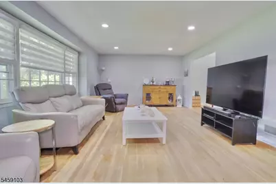 93 Summit Ct, Westfield, NJ 07090 - Photo 2