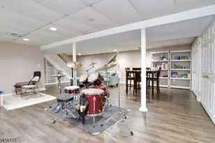93 Summit Ct, Westfield, NJ 07090 - Photo 24