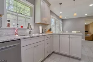 93 Summit Ct, Westfield, NJ 07090 - Photo 8