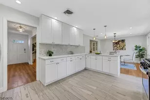 9 Edgewood Ave, West Orange Township, NJ 07052 - Photo 18