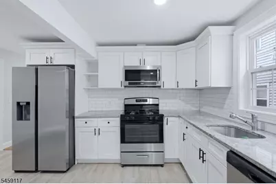 428 Valley St, Orange, NJ 07050 - Photo 4