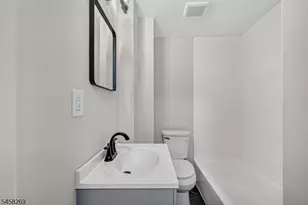 265-7 Sanford St, East Orange, NJ 07018 - Photo 8