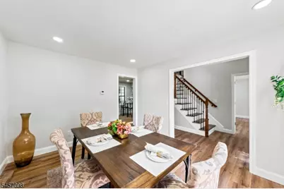 7 Mystic Cv, Howell Township, NJ 07728 - Photo 12