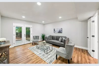 7 Mystic Cv, Howell Township, NJ 07728 - Photo 2