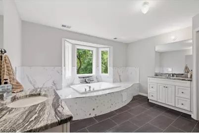 18 Puddingstone Rd, Parsippany, NJ 07950 - Photo 32