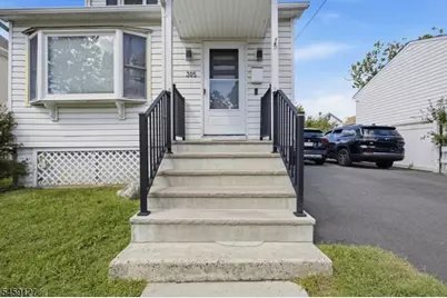 305 Stockton Ave, Roselle, NJ 07203 - Photo 2