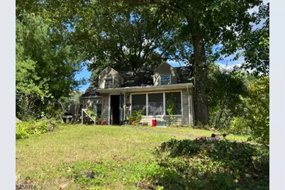 11 Skytop Rd, Hopatcong, NJ 07821 - Photo 2