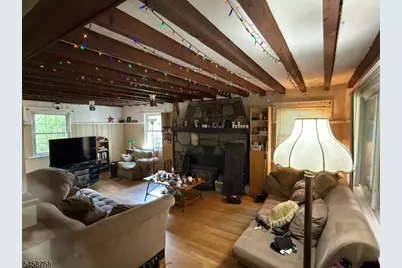 11 Skytop Rd, Hopatcong, NJ 07821 - Photo 4