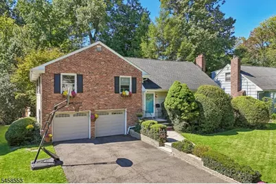 723 Willow St, Cranford Township, NJ 07016 - Photo 2
