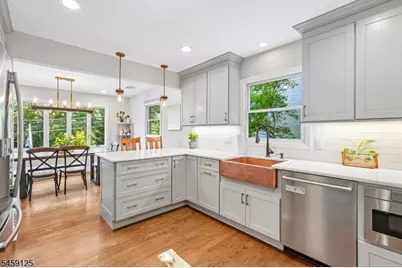 122 Skyline Lake Dr, Ringwood, NJ 07456 - Photo 2