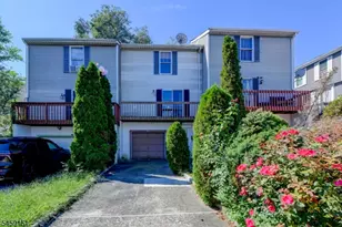493 Fayette St, Perth Amboy, NJ 08861 - Photo 1