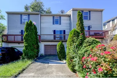 493 Fayette St, Perth Amboy, NJ 08861 - Photo 2