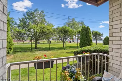 1111 River Rd #G10, Edgewater, NJ 07020 - Photo 2