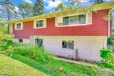 6 Barberry St, Vernon, NJ 07418 - Photo 2