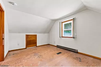 895 Apgar Ter, Rahway, NJ 07065 - Photo 18