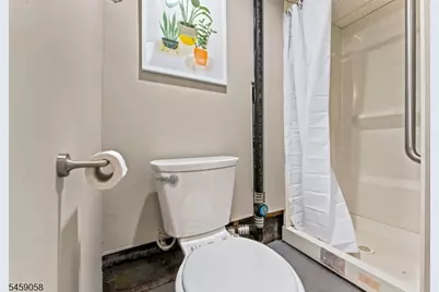895 Apgar Ter, Rahway, NJ 07065 - Photo 22