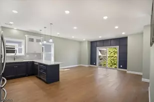 192 Amherst St, East Orange, NJ 07018 - Photo 16