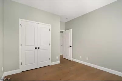 192 Amherst St, East Orange, NJ 07018 - Photo 8