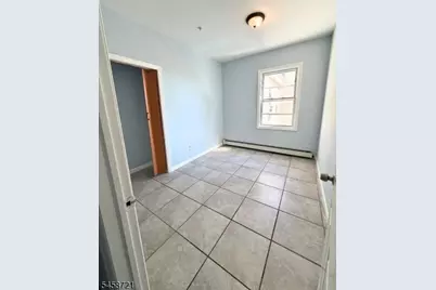 410-412 1st Ave #2, Elizabeth, NJ 07206 - Photo 4