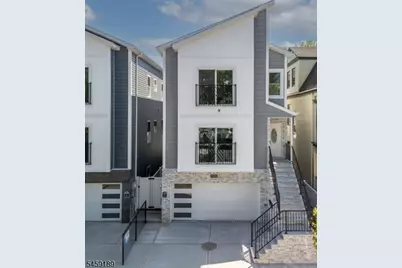 194 Amherst St, East Orange, NJ 07018 - Photo 1
