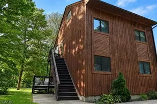 10 Augusta Dr, Vernon, NJ 07462 - Photo 4