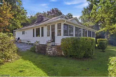 25 Cottage Ave, Frankford Township, NJ 07860 - Photo 4