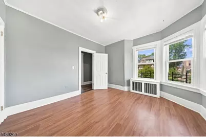 33 Van Houten Pl #3, Belleville, NJ 07109 - Photo 8