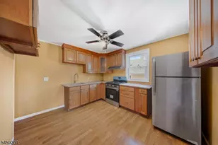 33 Van Houten Pl, Belleville, NJ 07109 - Photo 20