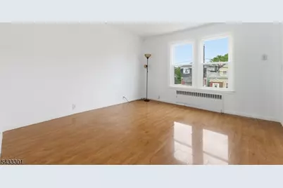 136 W 56th St, Bayonne, NJ 07002 - Photo 22