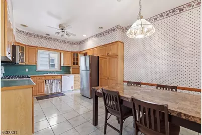 136 W 56th St, Bayonne, NJ 07002 - Photo 10