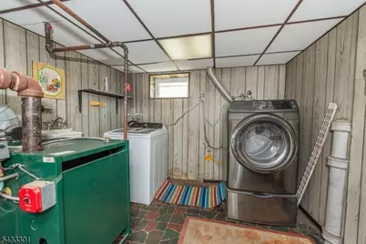 136 W 56th St, Bayonne, NJ 07002 - Photo 24