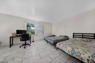 314 St Pauls Ave, Jersey City, NJ 07306 - Photo 10