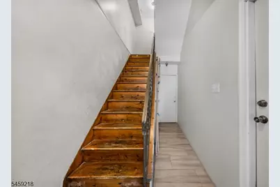 314 Saint Pauls Ave, Jersey City, NJ 07306 - Photo 6
