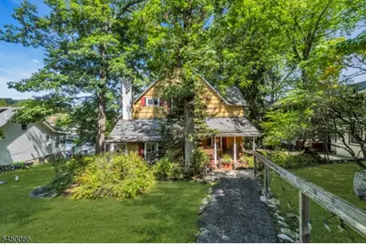 439 Lakeside Blvd, Hopatcong, NJ 07843 - Photo 6