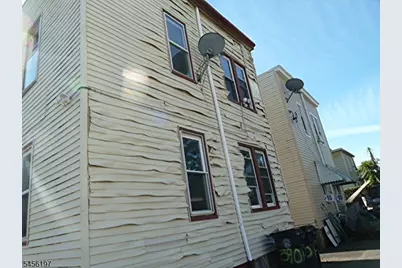 390 North 7th Street, Newark, NJ 07107 - Photo 6