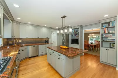 10 Weiss Dr, Montville Township, NJ 07082 - Photo 12