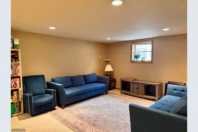 748 6th St, Lyndhurst Township, NJ 07071 - Photo 2