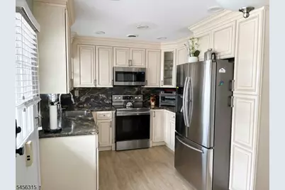 102B Buckingham Dr, Manchester Township, NJ 08759 - Photo 2