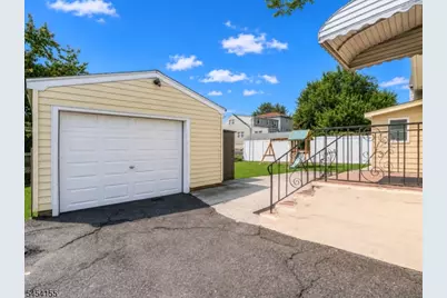 512 Laurel Ave, Roselle Park, NJ 07204 - Photo 18