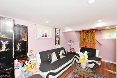 61 Bergen Ave, Clifton, NJ 07011 - Photo 18