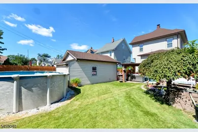 61 Bergen Ave, Clifton, NJ 07011 - Photo 30