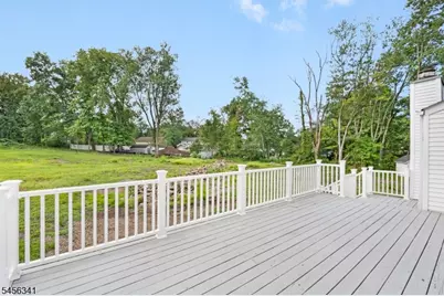 10 Cedar Ln, Roseland, NJ 07068 - Photo 24